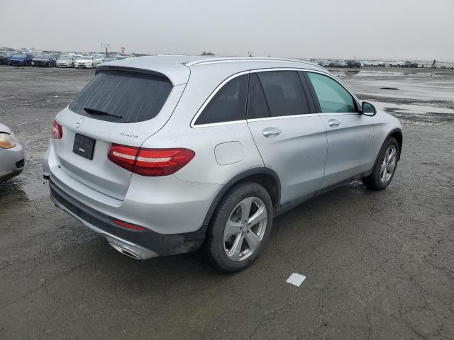  MERCEDES-BENZ GLC-CLASS 2017 Srebrny