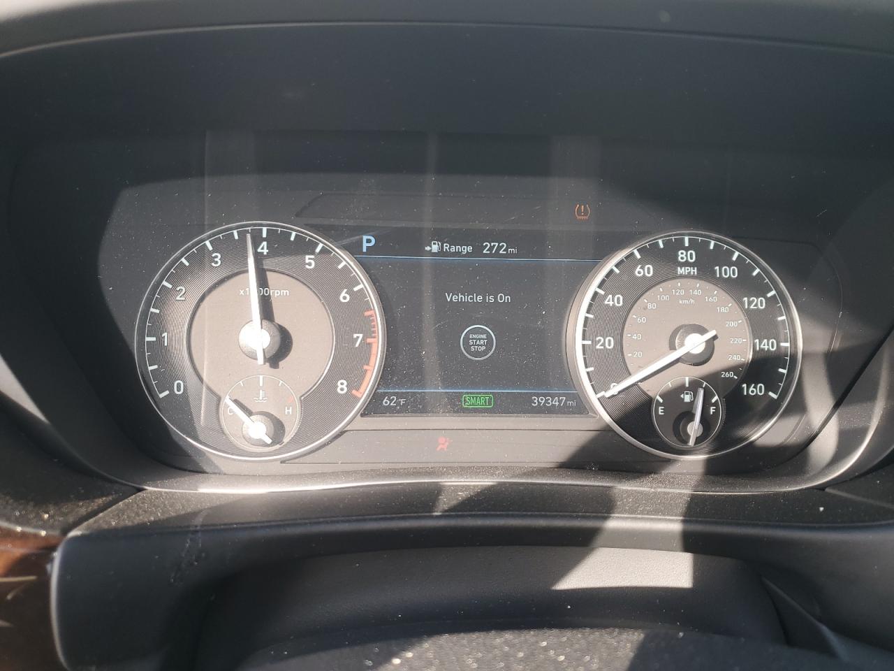 2019 Genesis G90 - Image 9