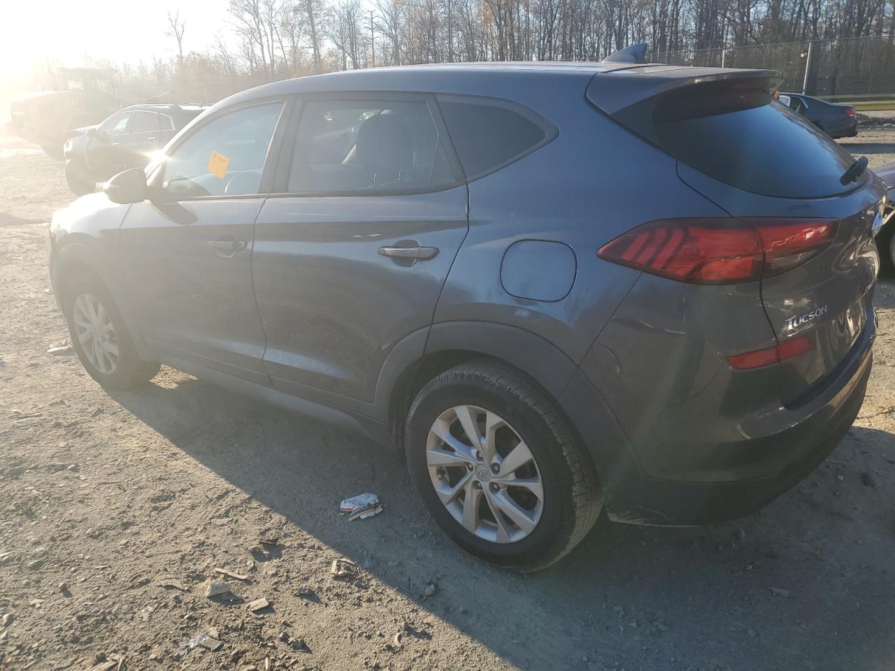 KM8J23A48KU859975 2019 HYUNDAI TUCSON - Image 2