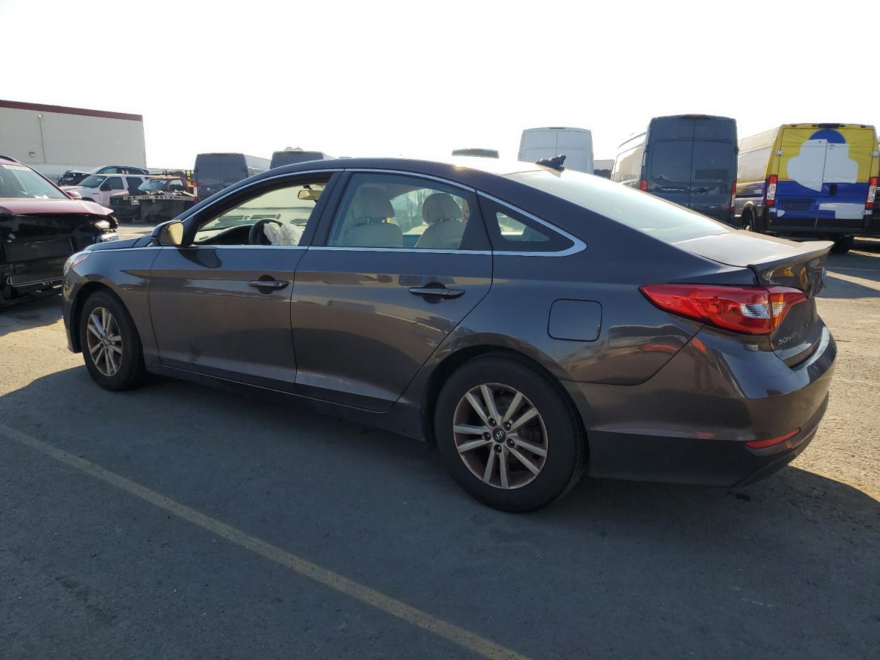 VIN 5NPE24AF7HH515165 2017 HYUNDAI SONATA no.2