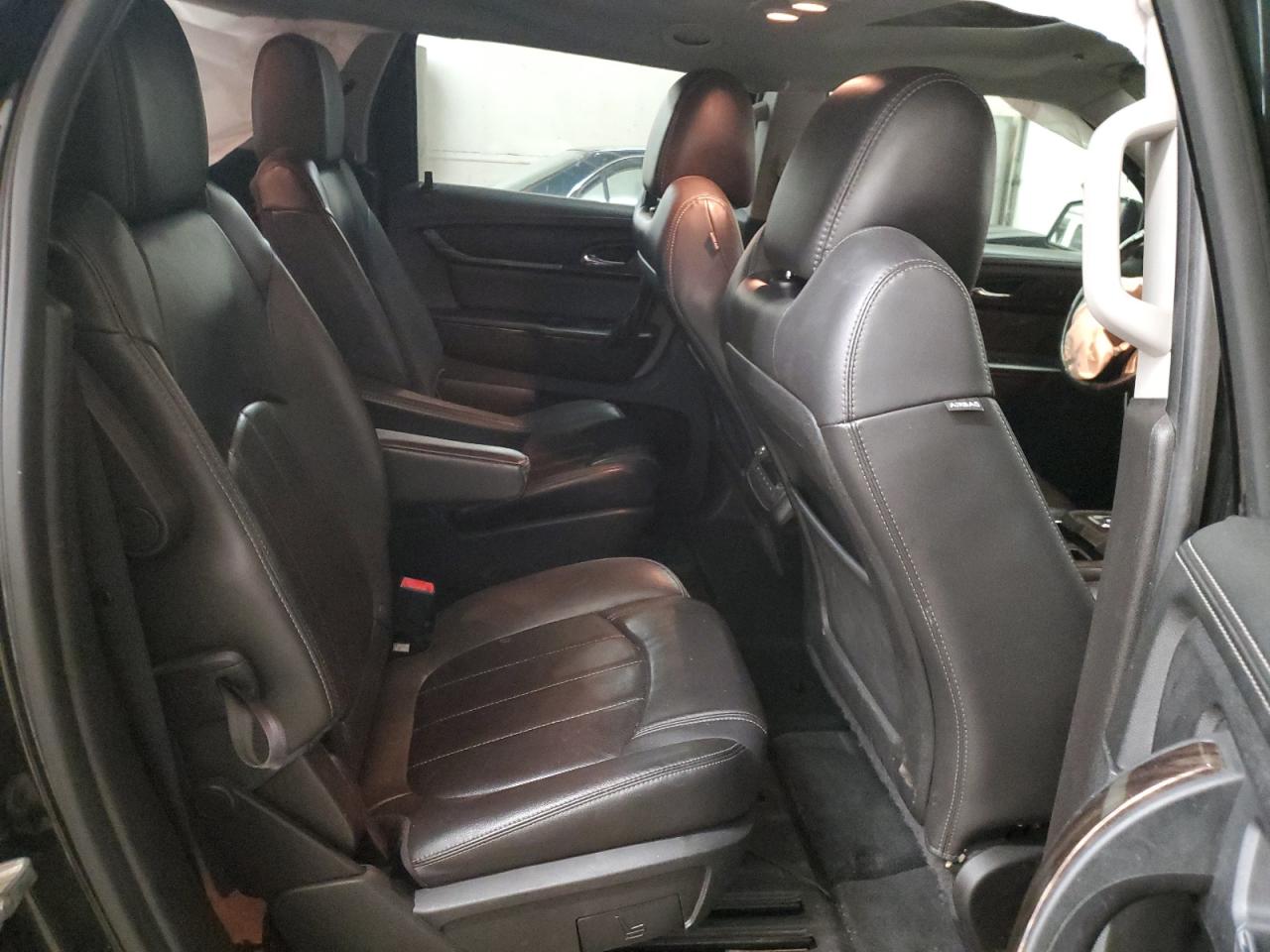 2016 GMC Acadia - Image 11
