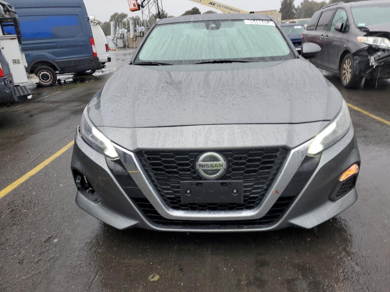 2021 Nissan Altima - Image 5