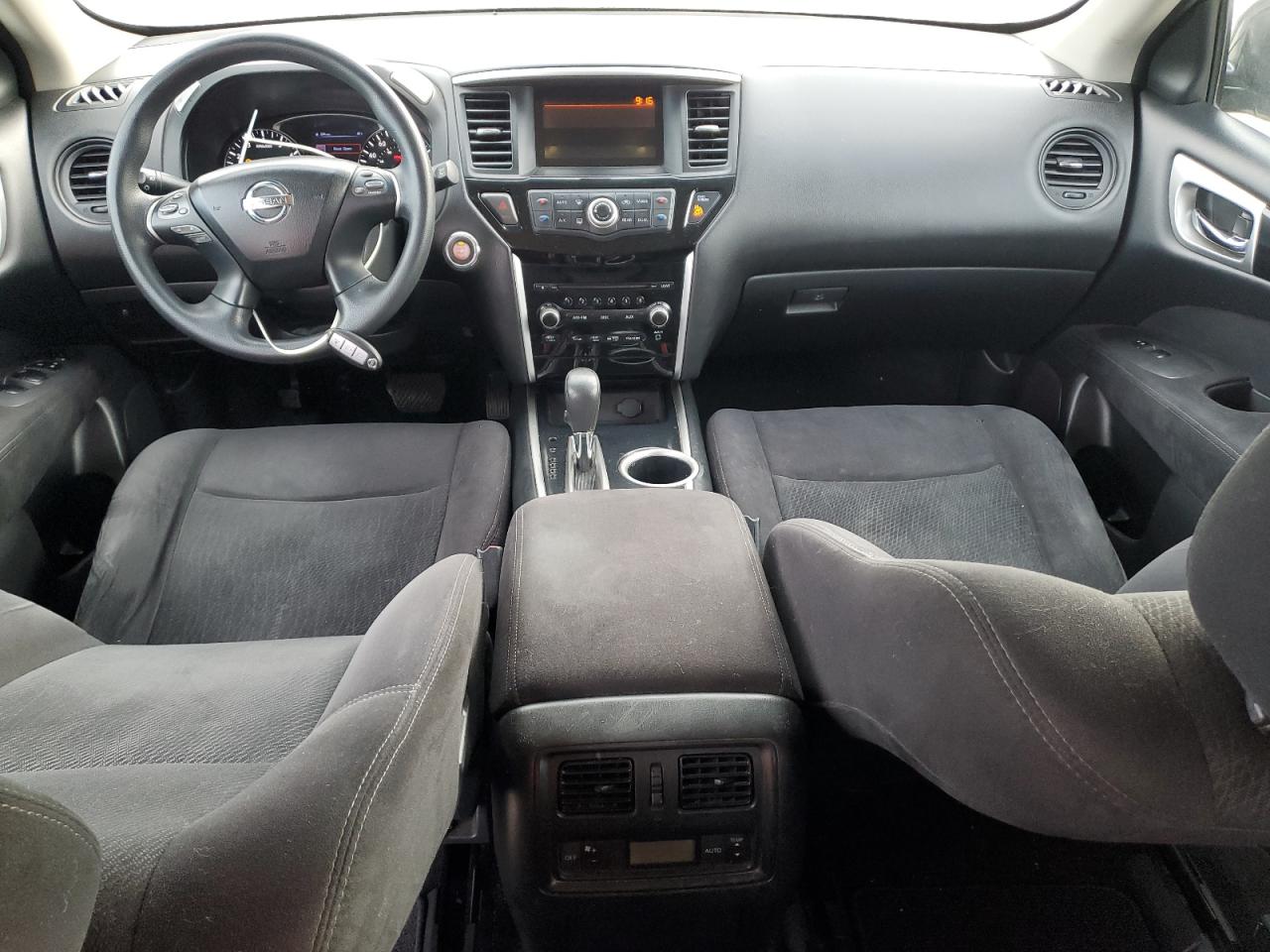 2014 Nissan Pathfinder - Image 8