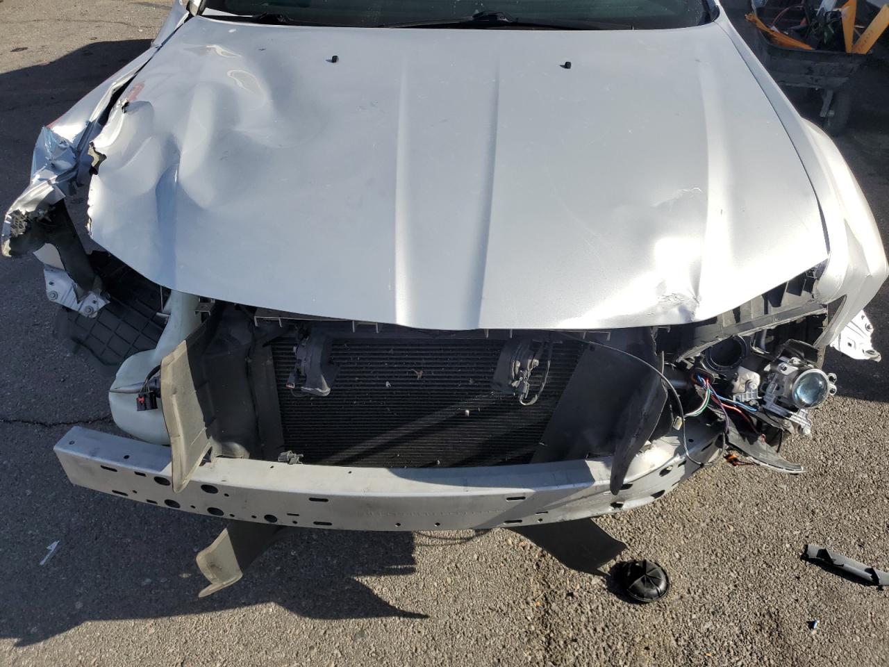 2021 Chrysler 300 - Image 11
