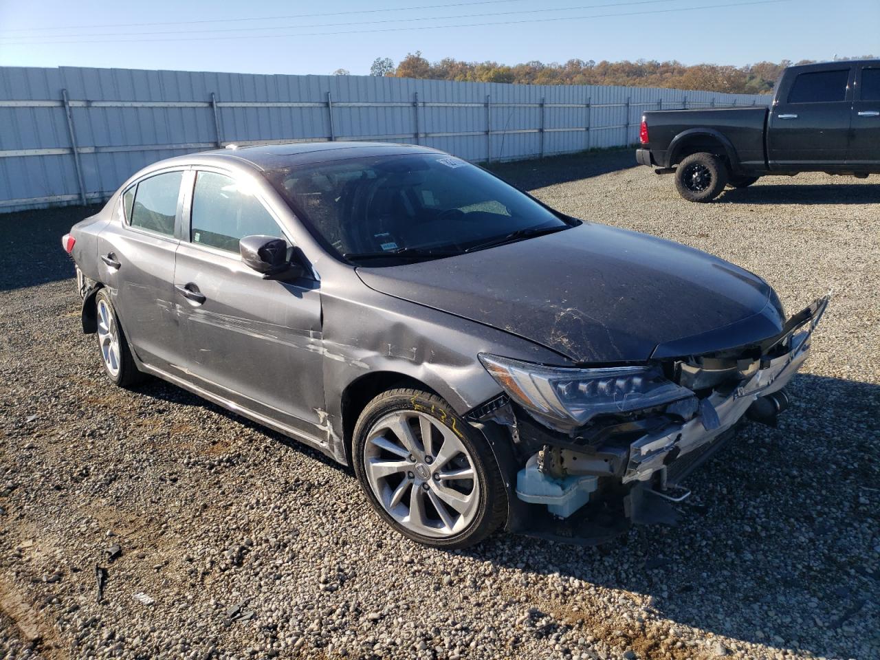 VIN 19UDE2F31JA007374 2018 ACURA ILX no.4