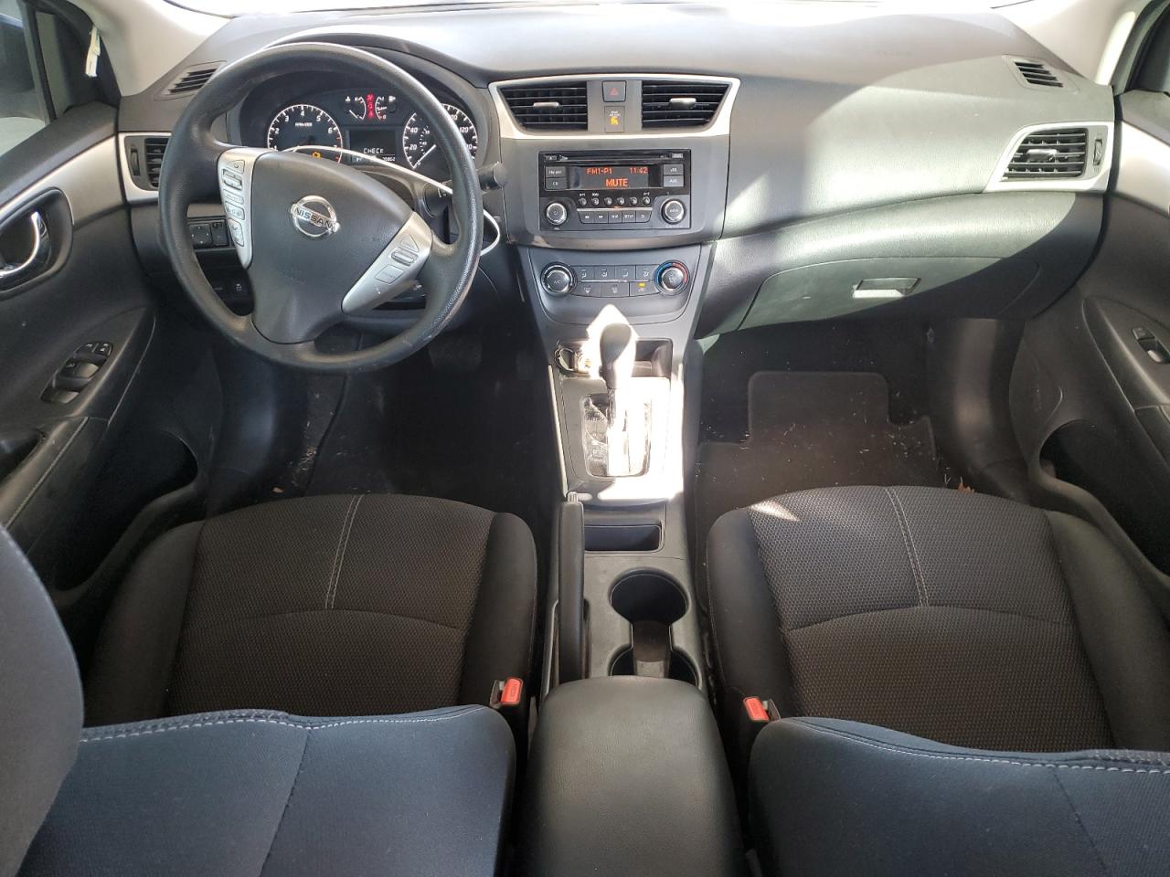 2017 Nissan Sentra - Image 8