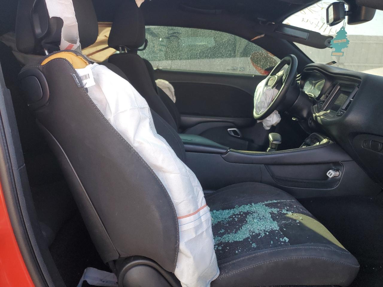 2019 Dodge Challenger - Image 10