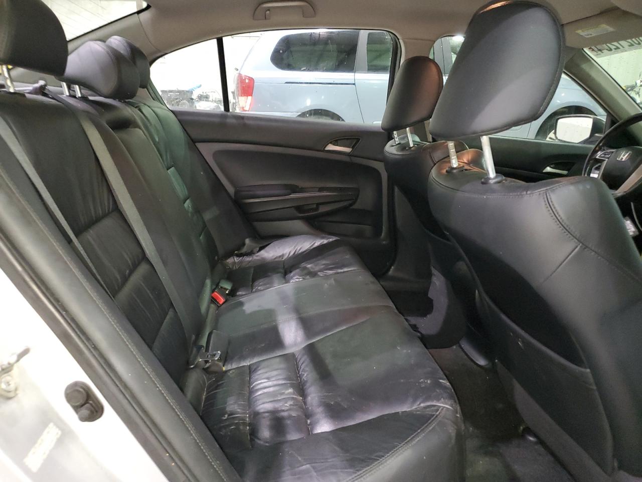 2012 Honda Accord - Image 10