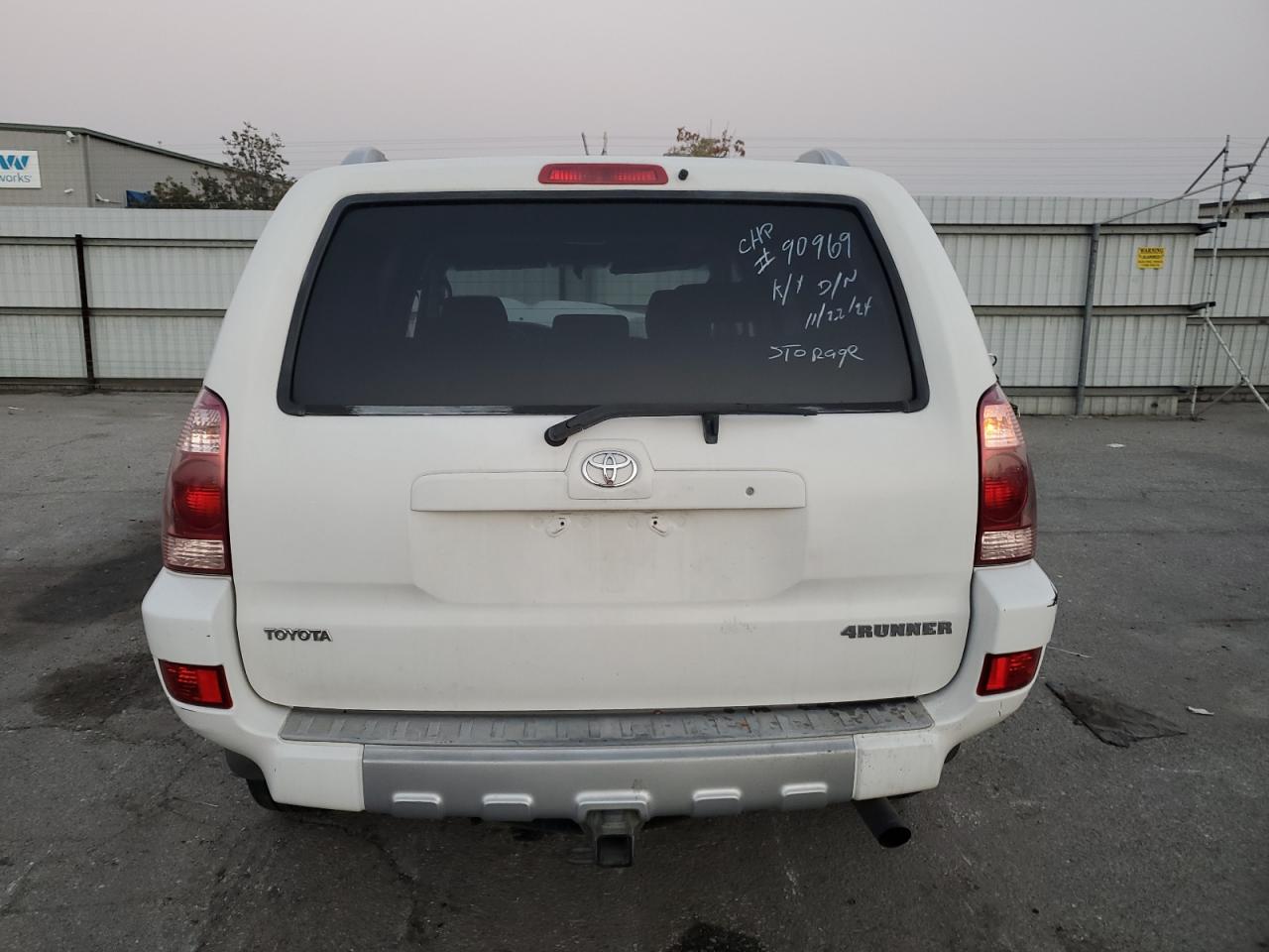 2004 Toyota 4Runner - Image 6