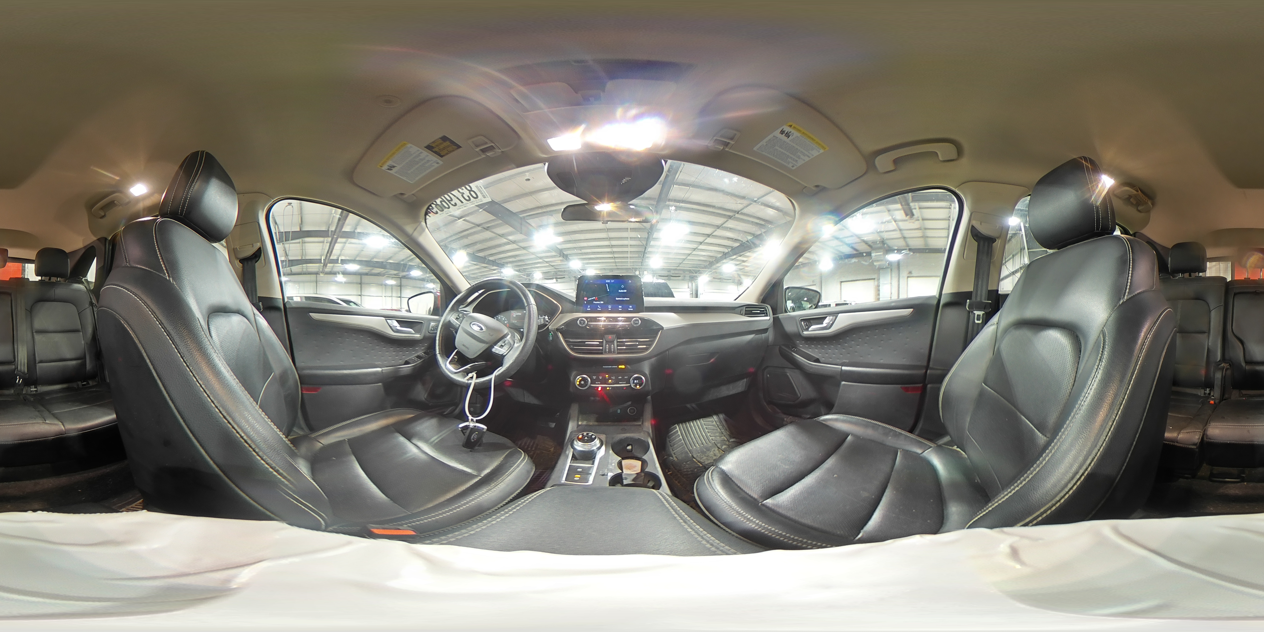 2020 Ford Escape - Image 15