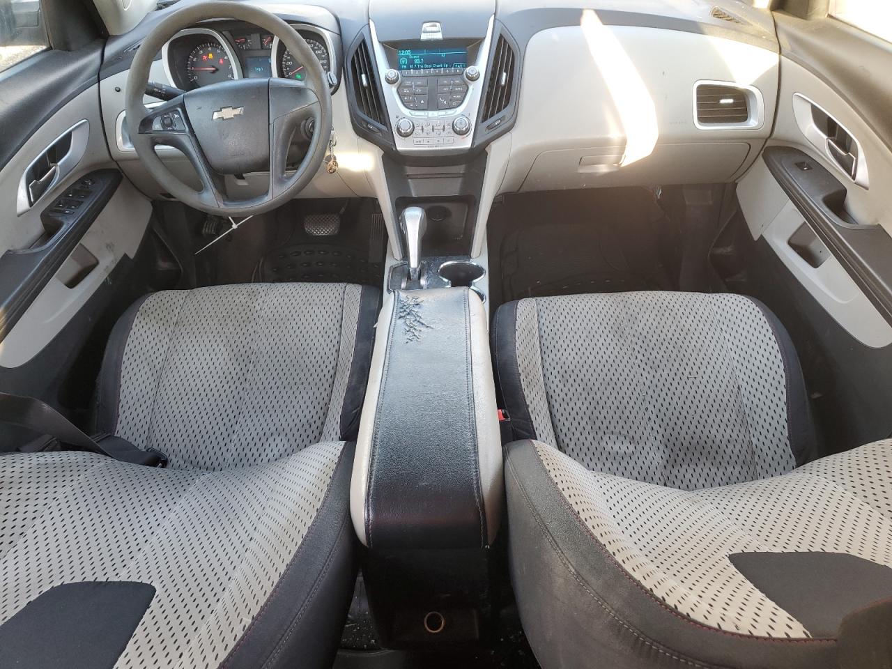 2010 Chevrolet Equinox - Image 8