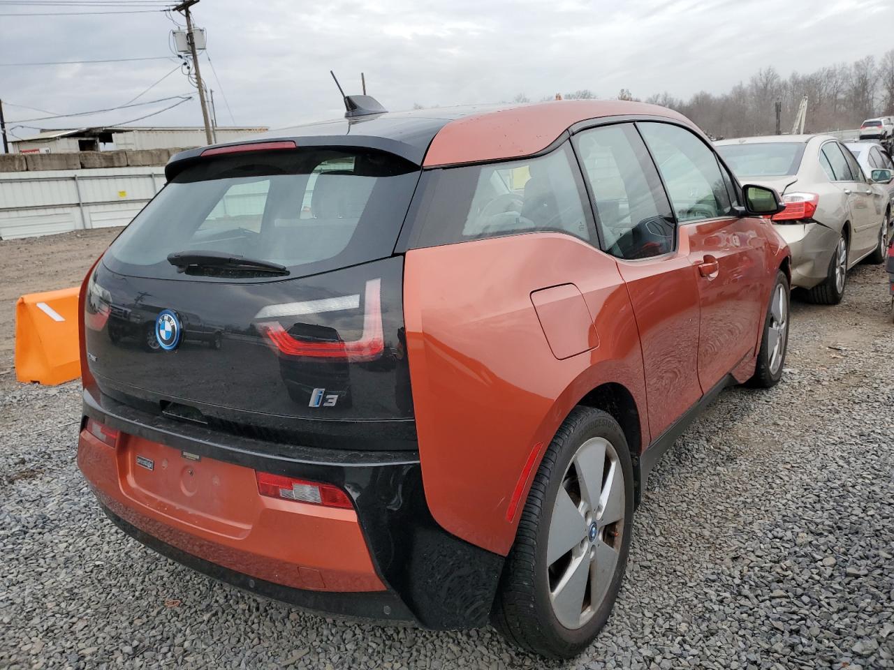 2014 BMW i3 - Image 3