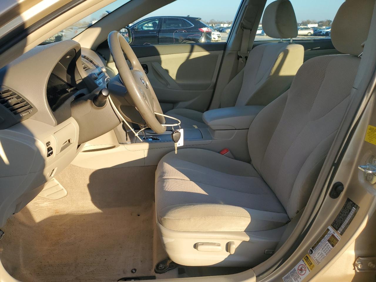 2011 Toyota Camry - Image 7