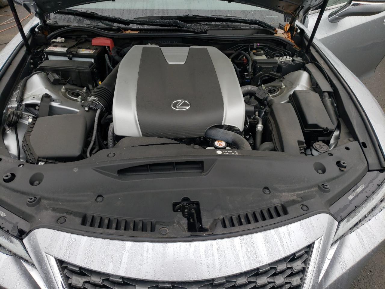 2023 Lexus IS - Image 11