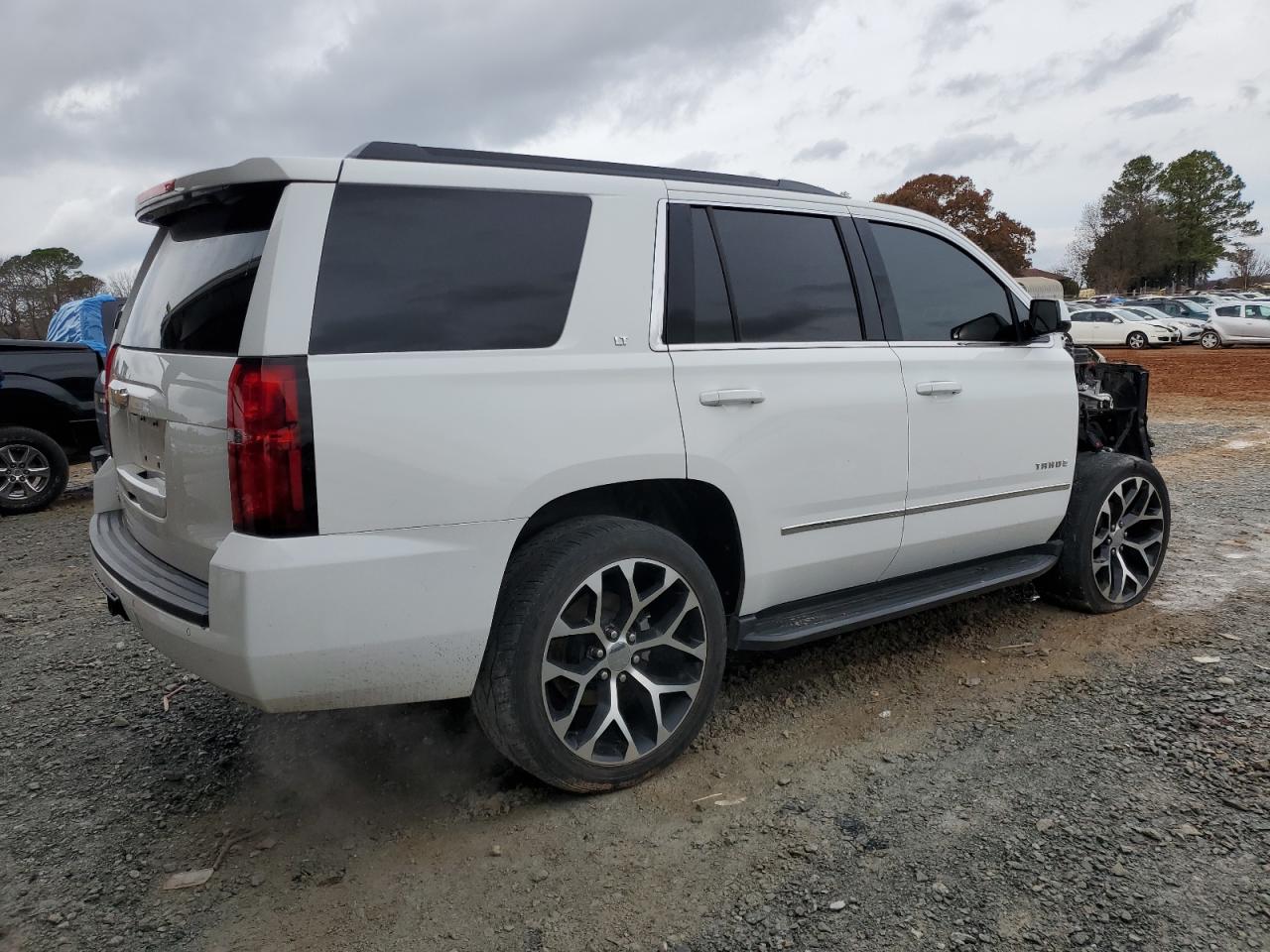 2018 Chevrolet Tahoe - Image 3