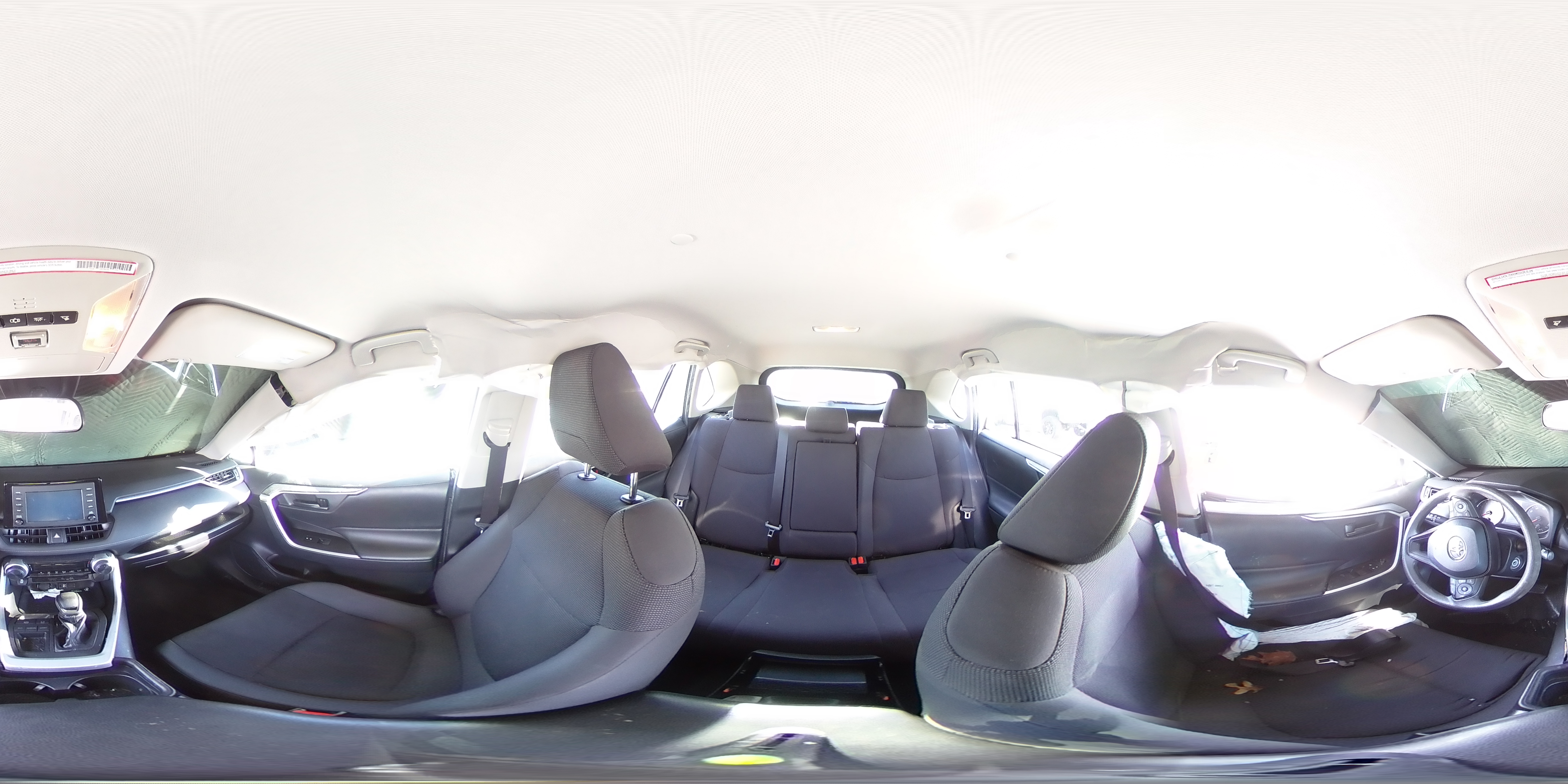 2019 Toyota RAV 4 - Image 13
