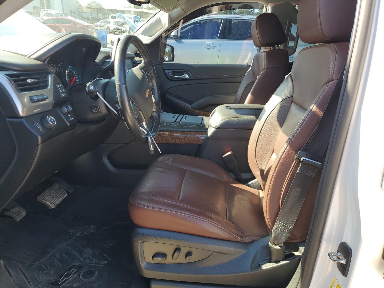 2019 Chevrolet Tahoe C1500 Premier VIN: 1GNSCCKJ5KR373273 Lot: 83052134