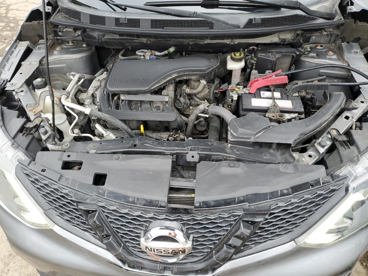 2017 Nissan Rogue - Image 12