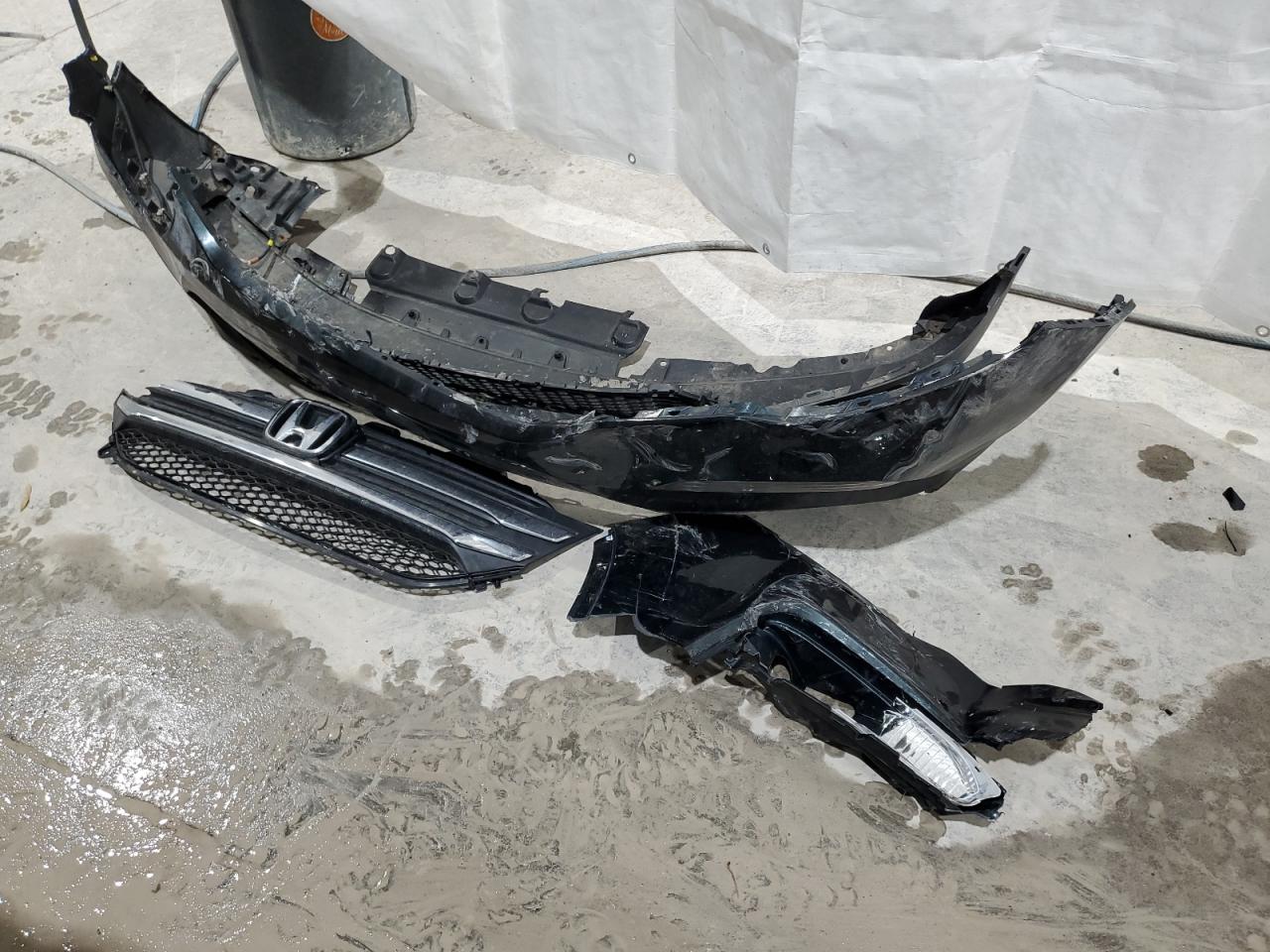 2017 Honda Pilot - Image 13