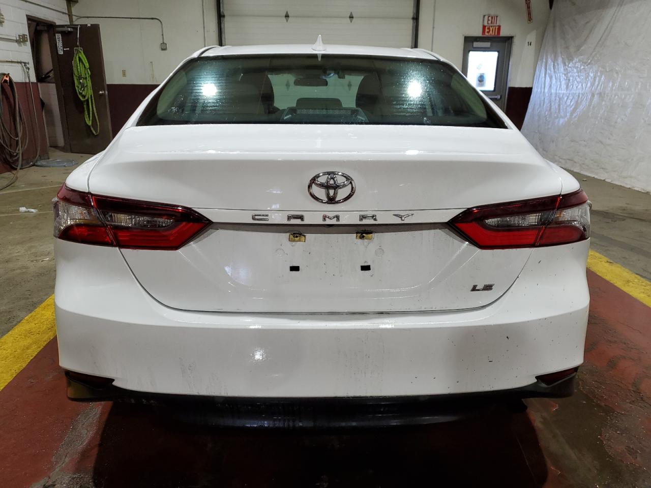 2023 Toyota Camry - Image 6