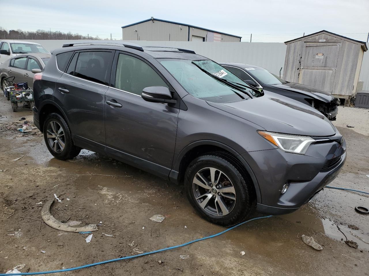 2017 Toyota RAV 4 - Image 4
