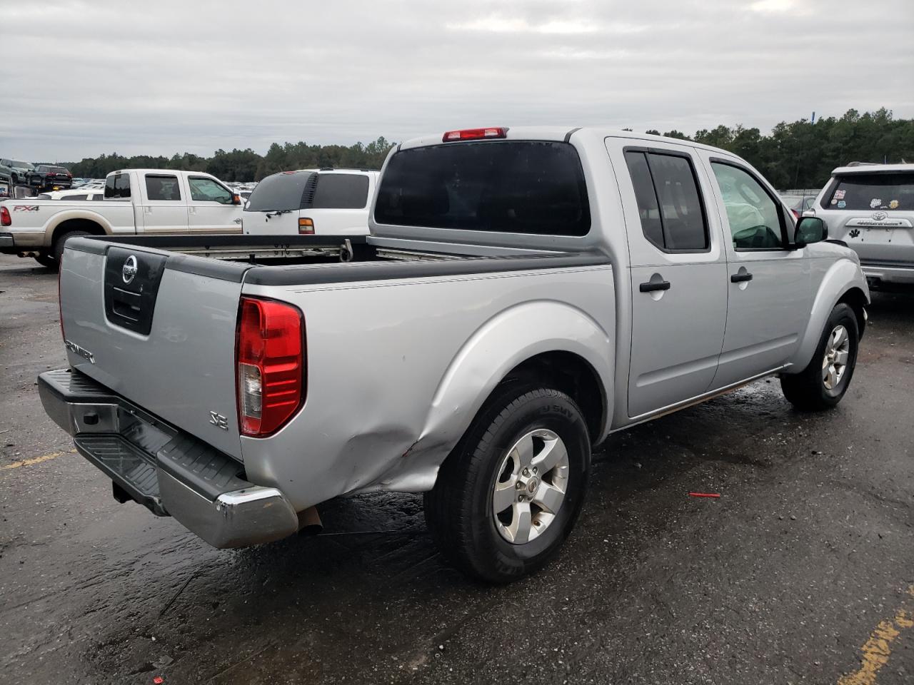 2009 Nissan Navara (Frontier) - Image 3