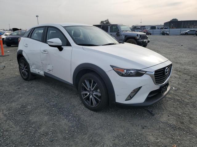  MAZDA CX-3 2017 Білий