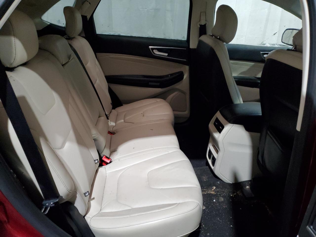 2019 Ford Edge - Image 11