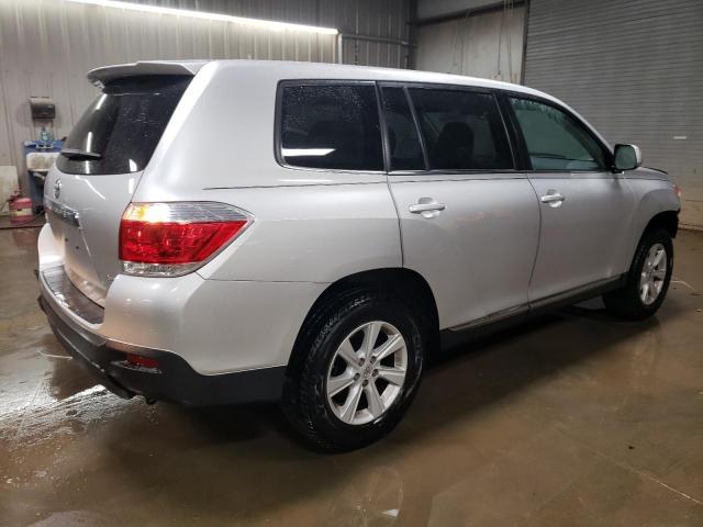  TOYOTA HIGHLANDER 2013 Srebrny