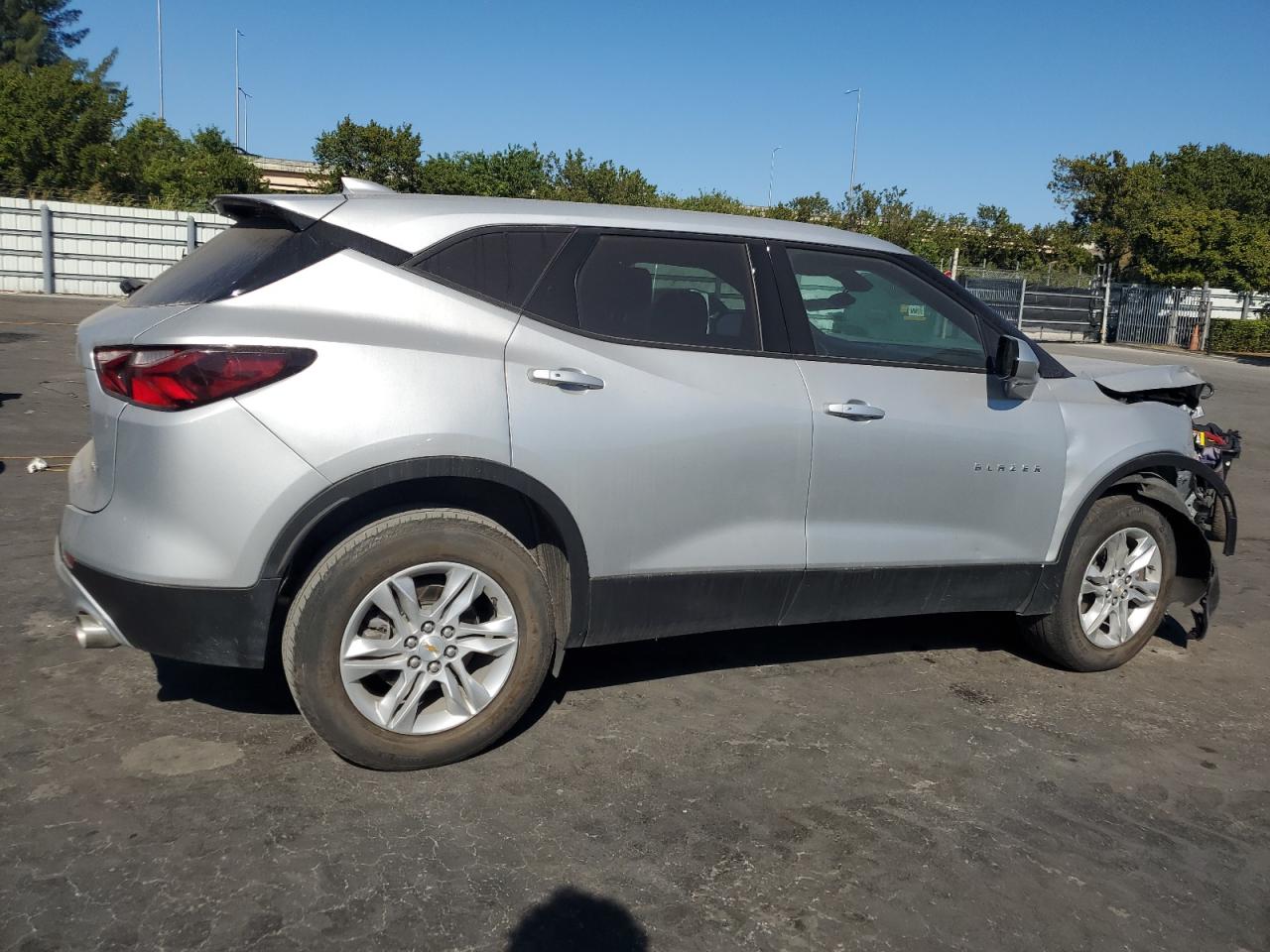 2022 Chevrolet Blazer - Image 3