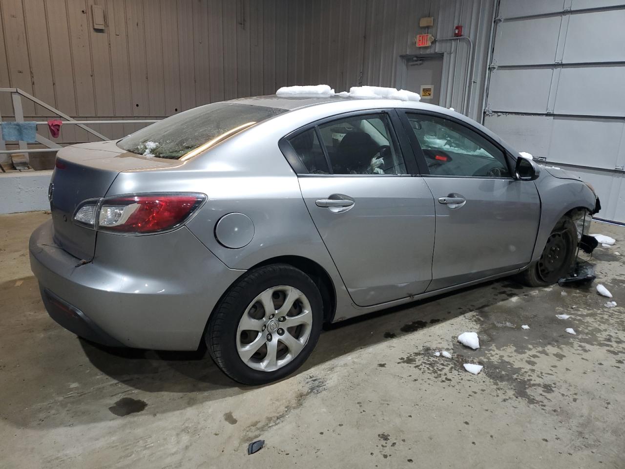 2011 Mazda 3 - Image 3