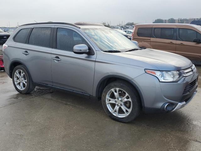 Parquets MITSUBISHI OUTLANDER 2015 Szary