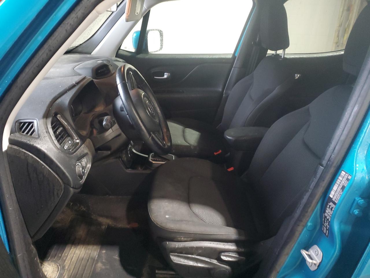 2020 Jeep Renegade - Image 7