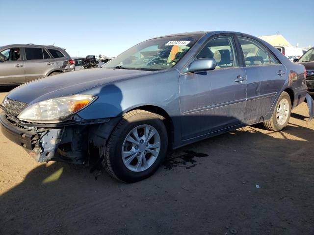 2004 Toyota Camry Le للبيع في Brighton، CO - Front End