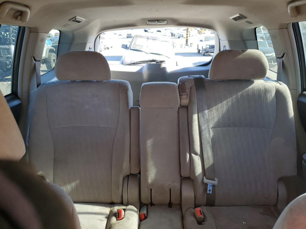 2012 Toyota Highlander - Image 10