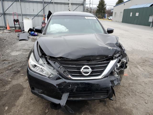  NISSAN ALTIMA 2017 Czarny