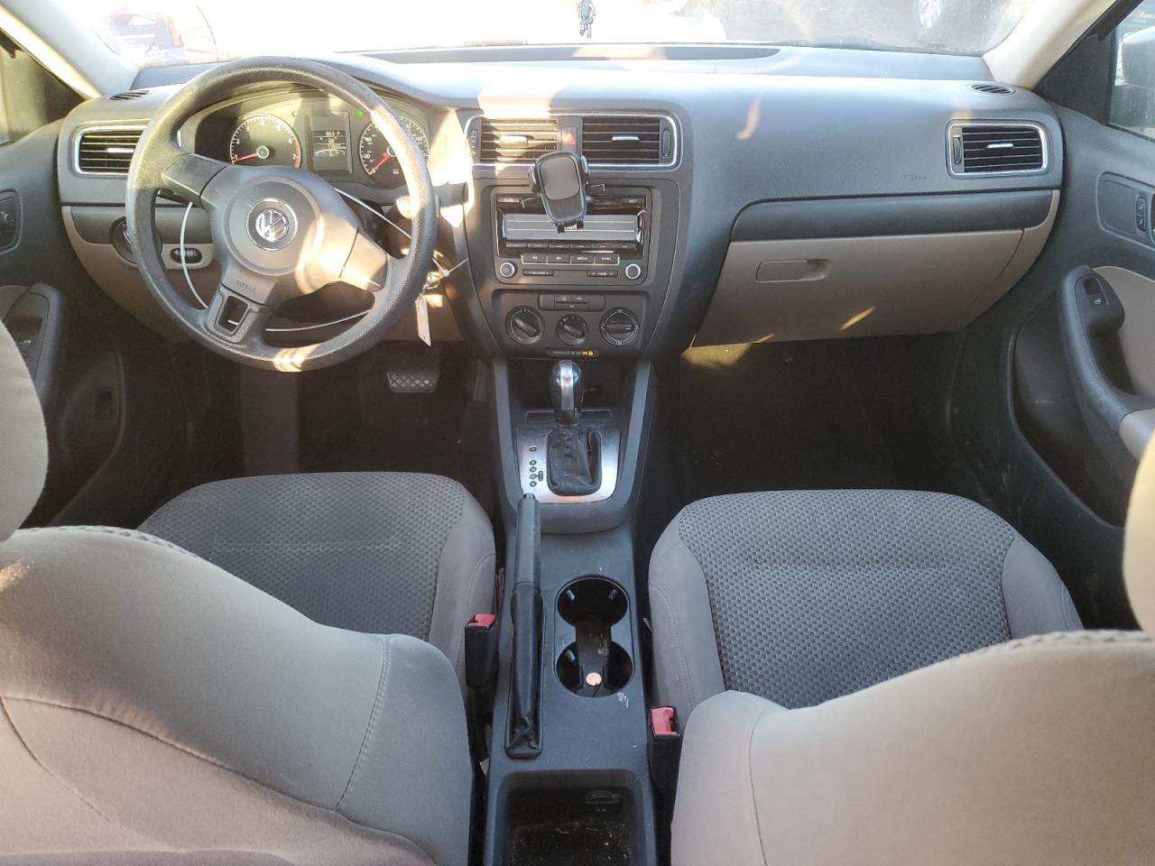 2013 Volkswagen Jetta Base VIN: 3VW2K7AJ1DM228043 Lot: 85346064