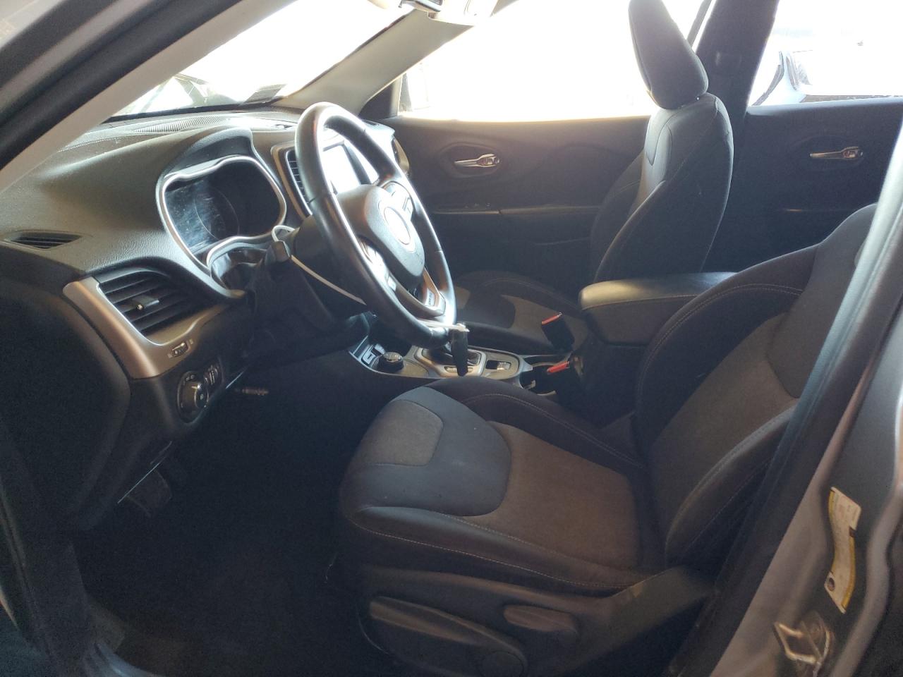 2014 Jeep Grand Cherokee - Image 7