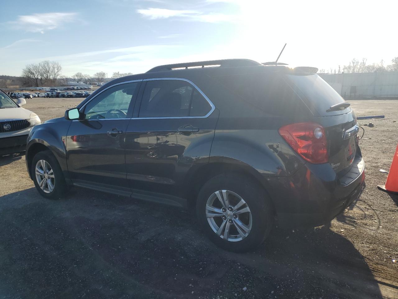 2015 Chevrolet Equinox - Image 2