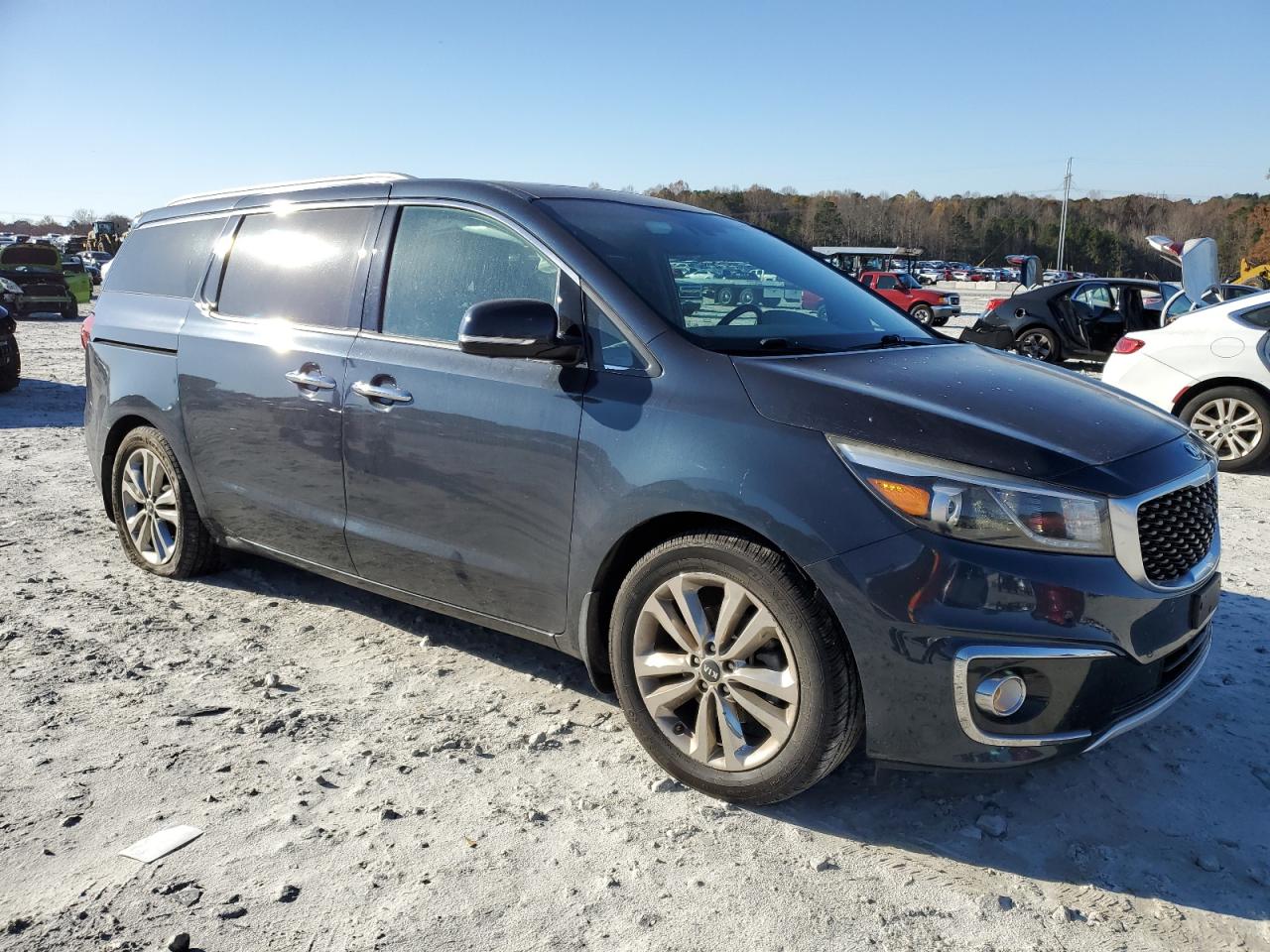 2015 Kia Sedona - Image 4