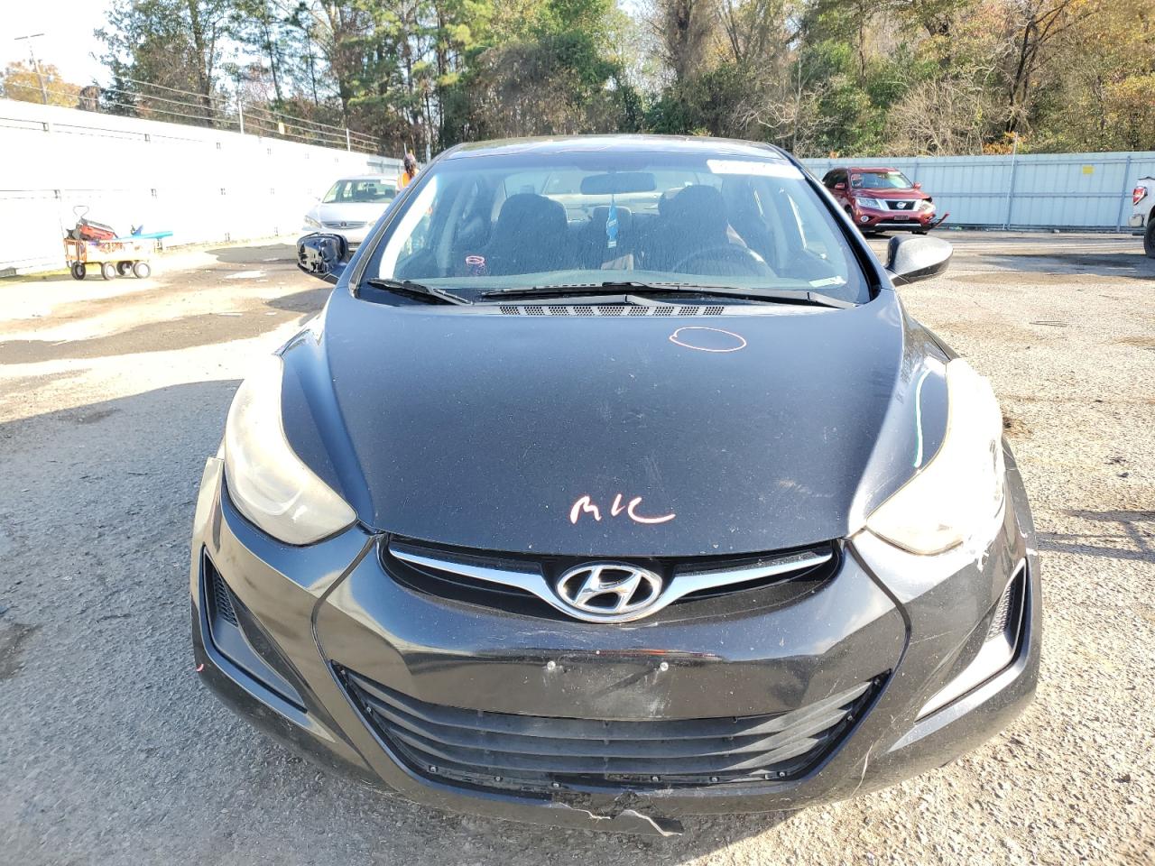 2016 Hyundai Elantra - Image 5