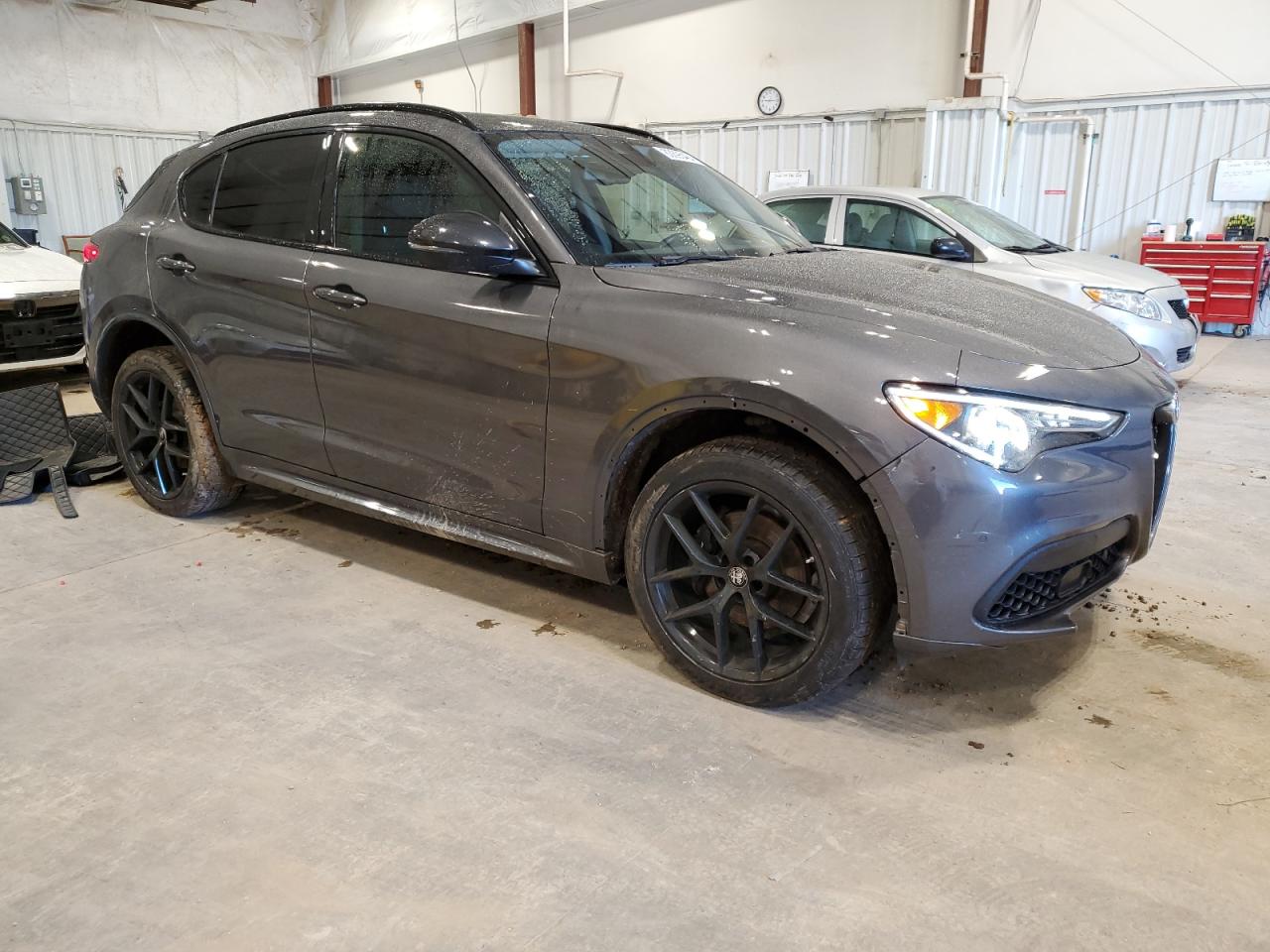 VIN ZASPAKAN3L7C96961 2020 ALFA ROMEO STELVIO no.4