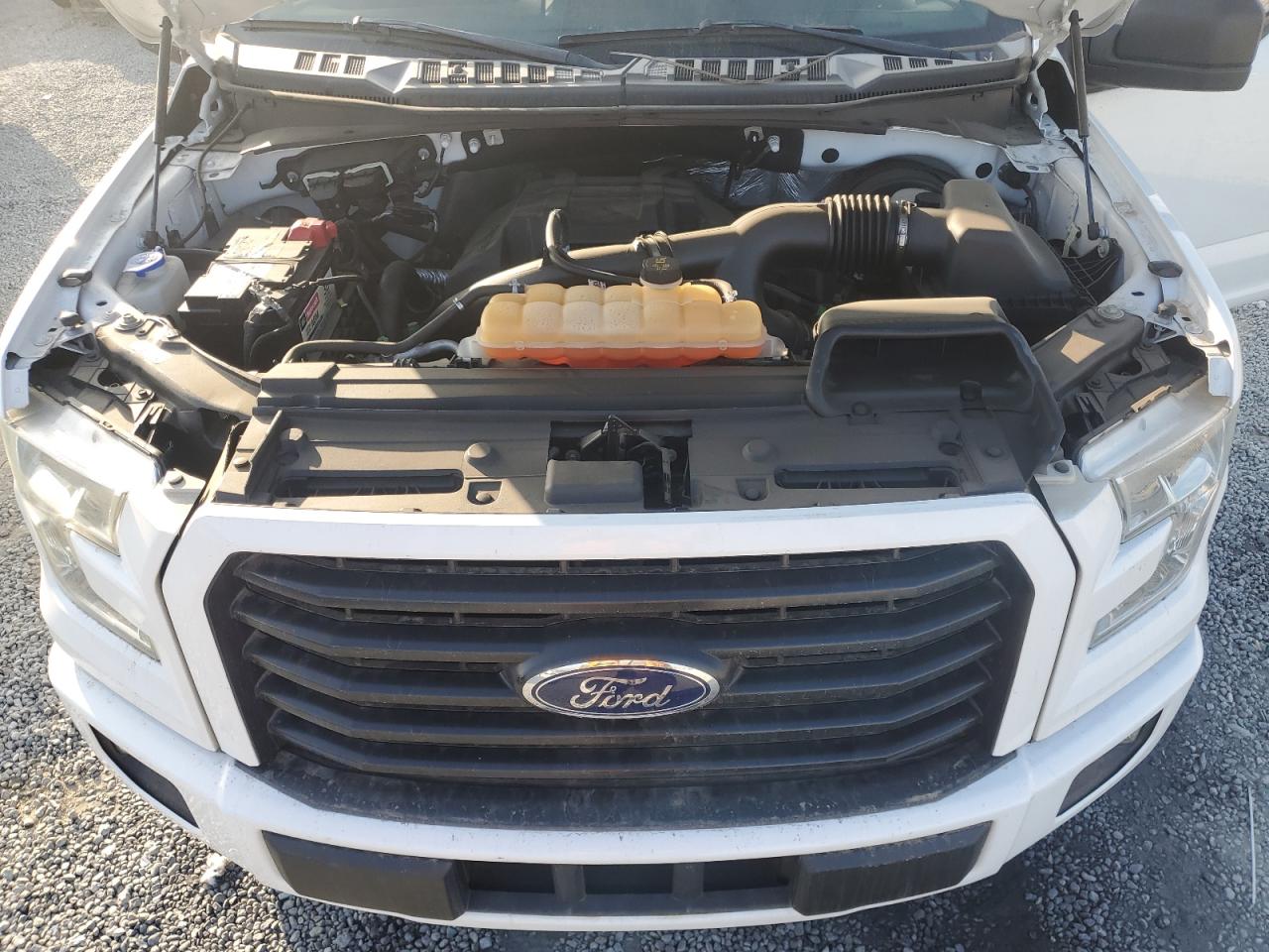 2017 Ford F-150 - Image 11