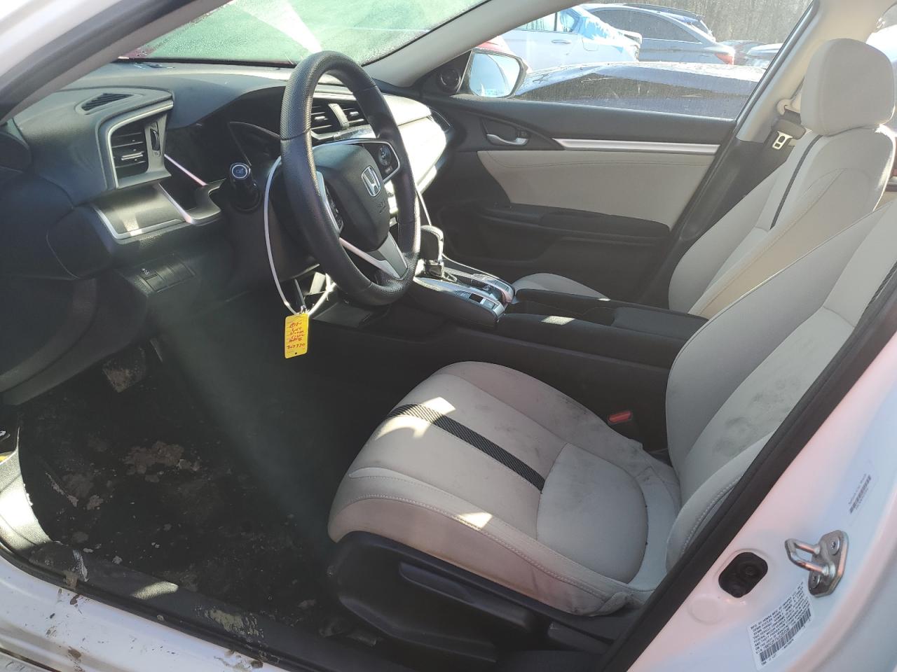 19XFC2F7XJE207330 - 2018 Honda CIVIC - #undefined