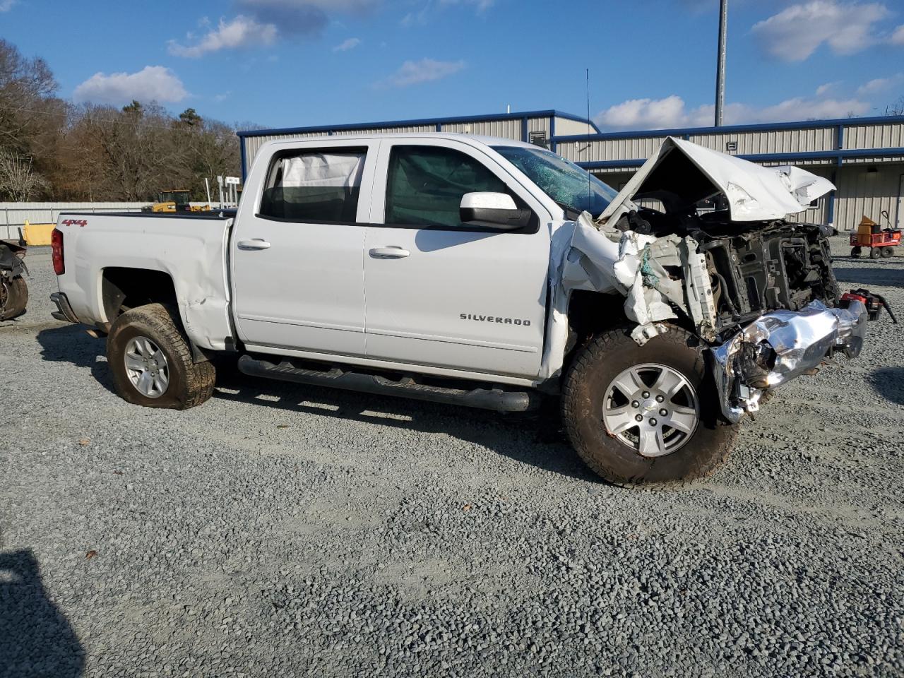 2017 Chevrolet Silverado - Image 4