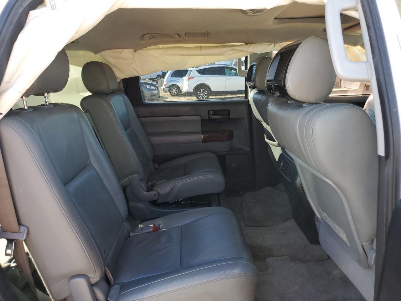 2010 Toyota Sequoia Sr5 VIN: 5TDZM5G14AS001304 Lot: 87079424