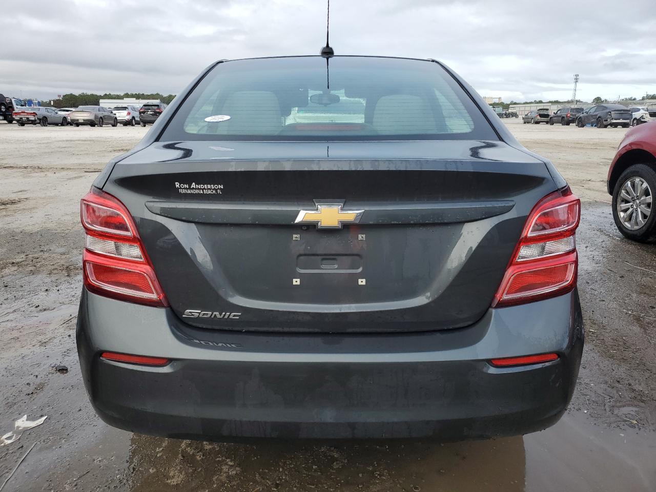 2020 Chevrolet Sonic - Image 6