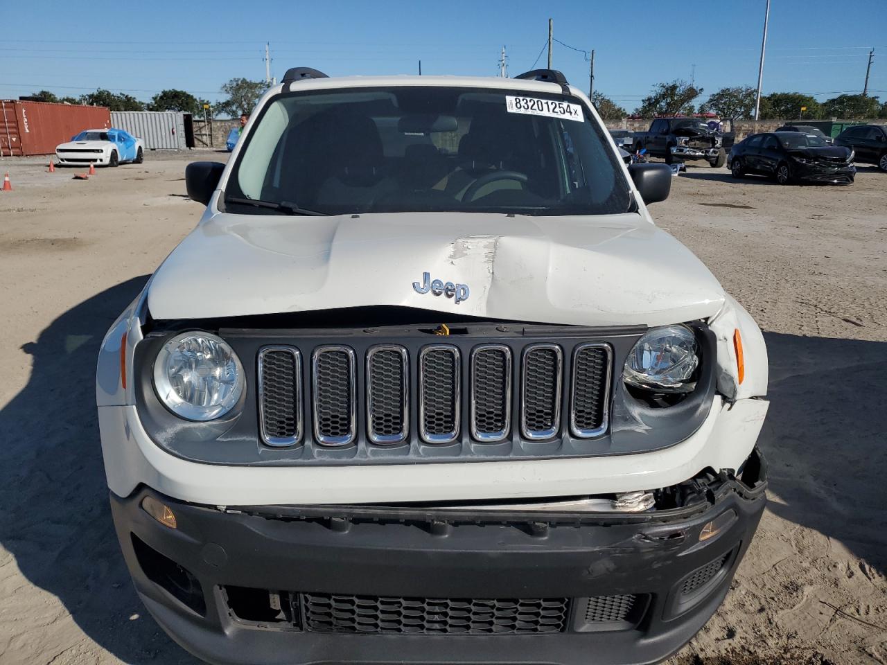 2016 Jeep Renegade - Image 5