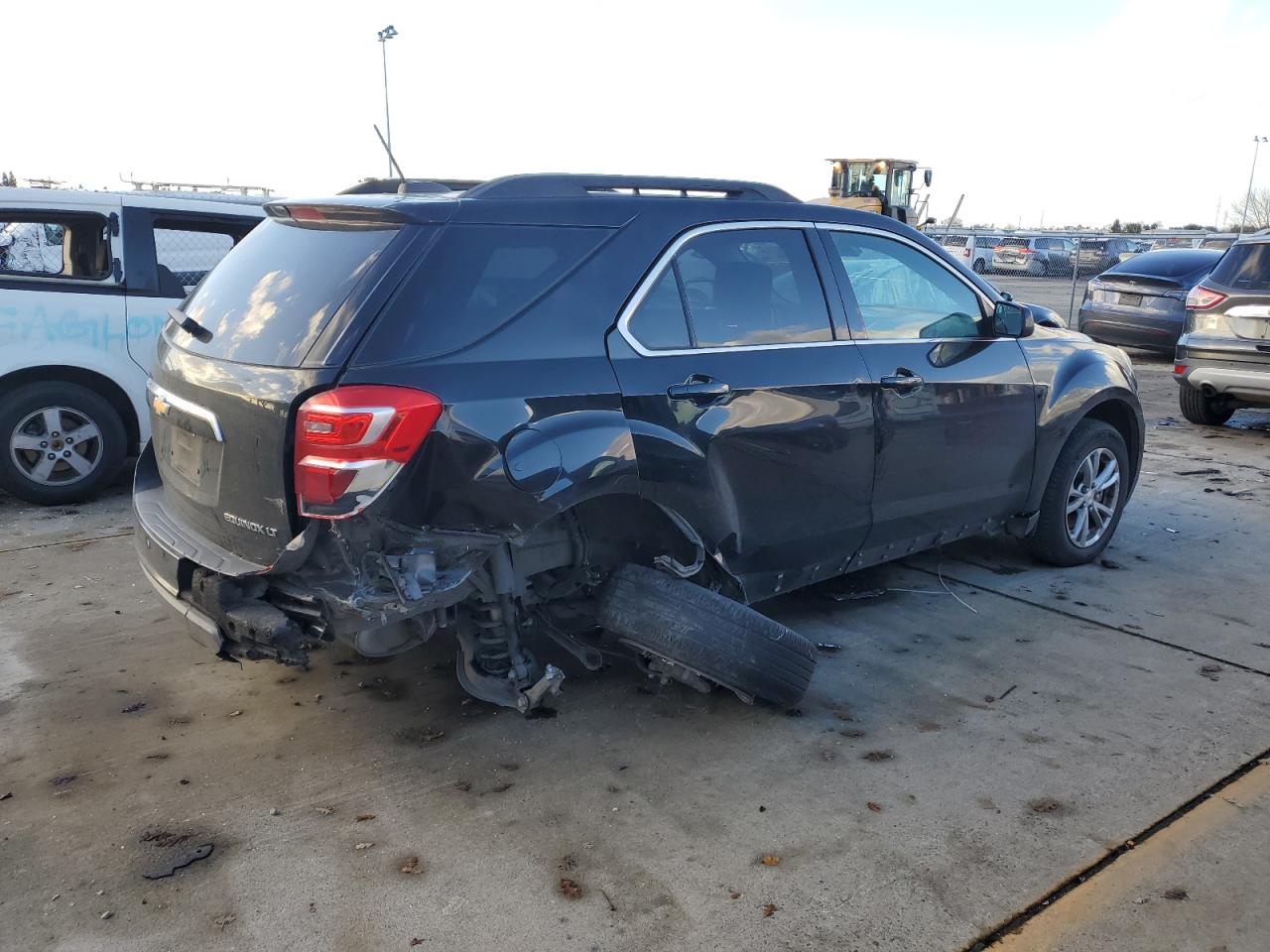 2016 Chevrolet Equinox - Image 3