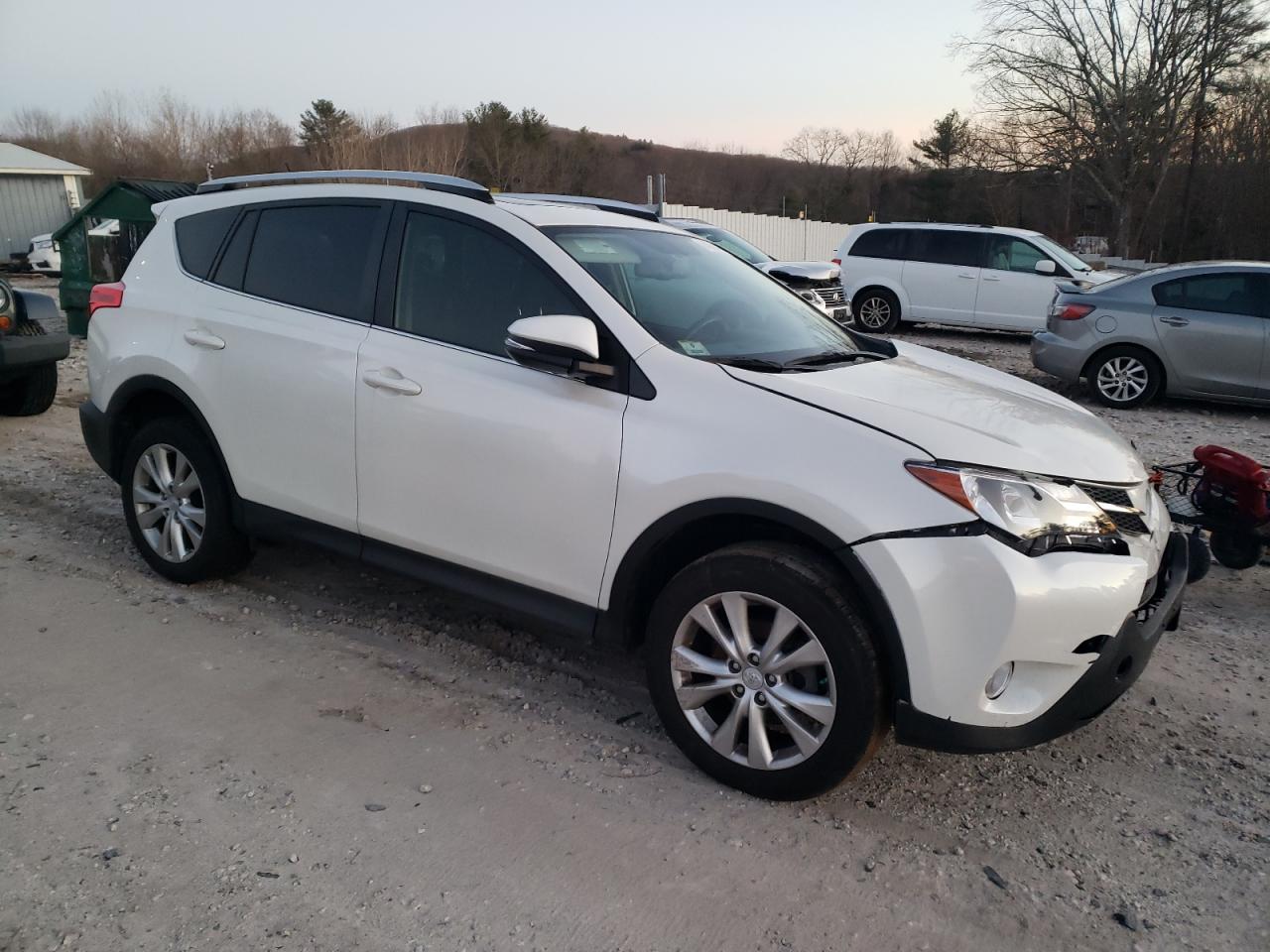 2013 Toyota RAV 4 - Image 4